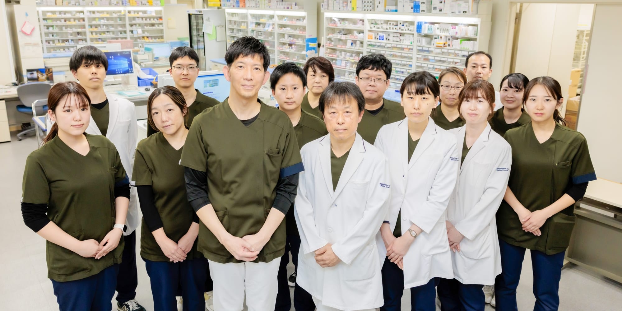 薬務部集合写真