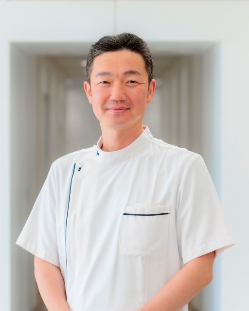 森鼻 哲生 写真