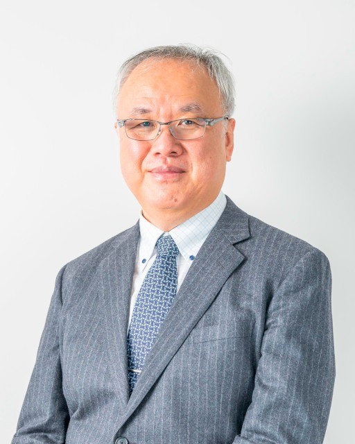 三田 英治 写真